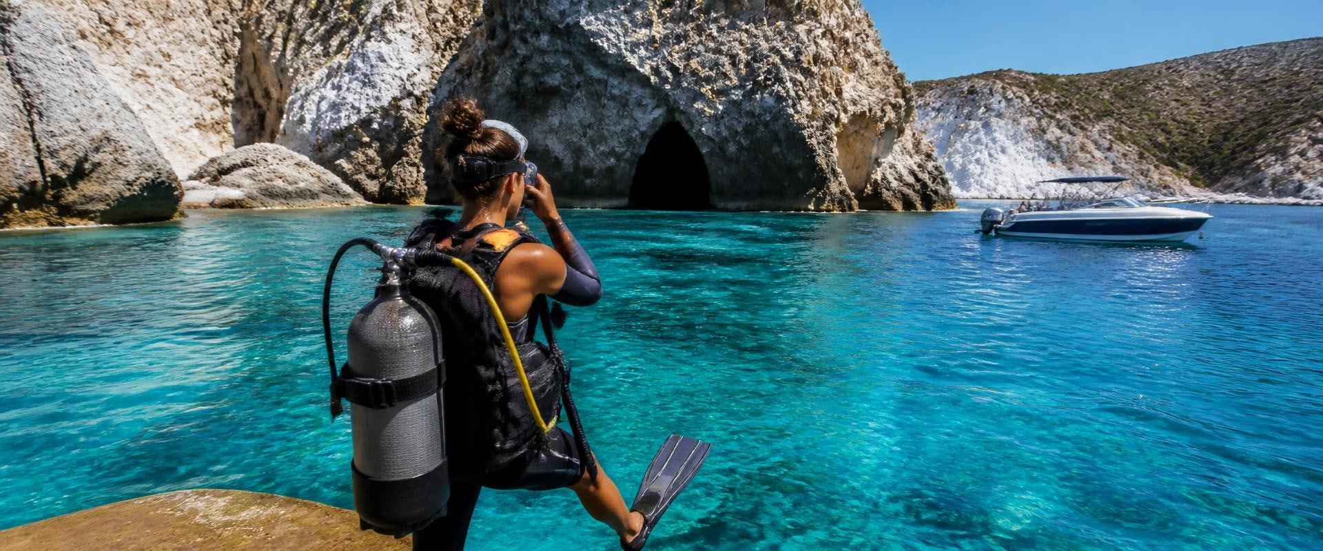 I migliori luoghi per fare una sosta per l'immersione durante una gita in barca a Ponza