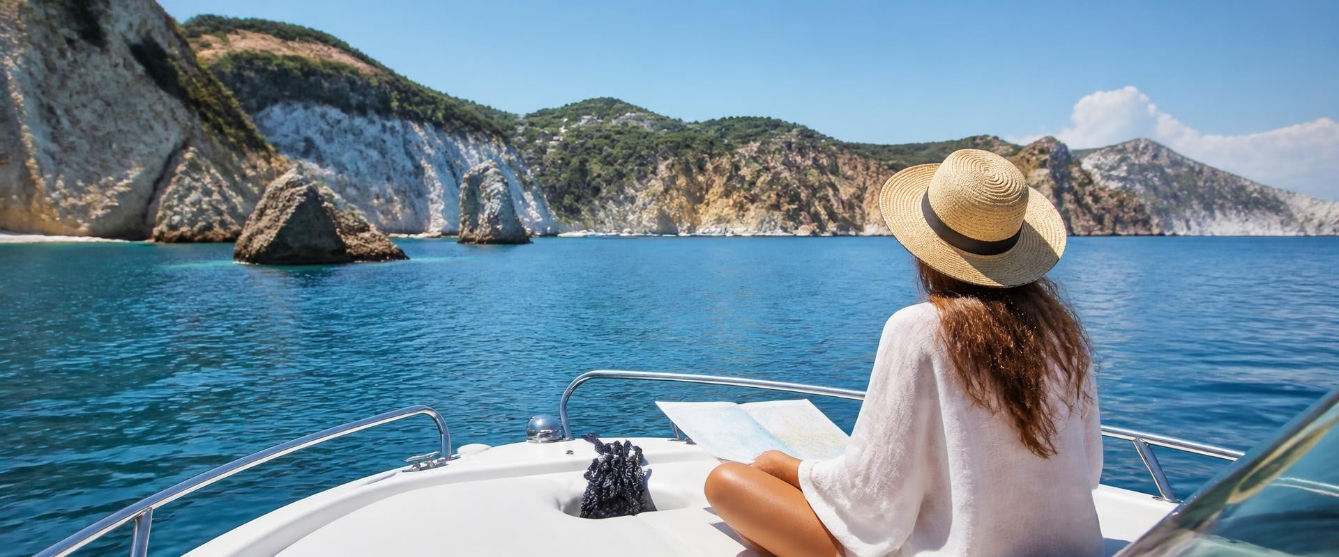 Come organizzare una gita in barca a Ponza: guida pratica e consigli utili