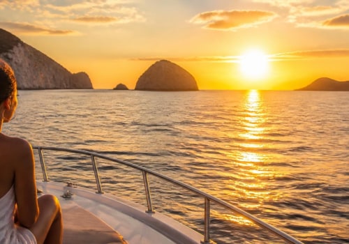 I migliori punti per ammirare il tramonto durante una gita in barca a Ponza