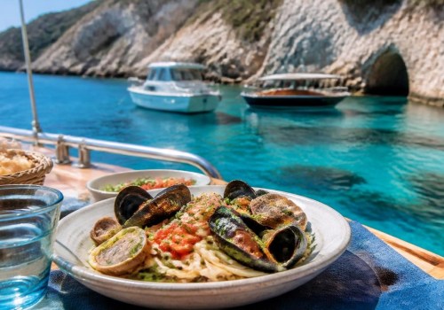 I migliori luoghi per una sosta pranzo durante una gita in barca a Ponza